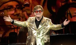 埃尔顿·约翰回忆他做过的“最伟大的事情”