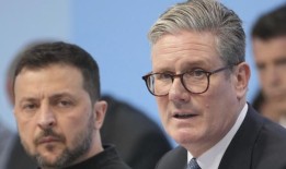 一名男子在北安普顿公园被刺死，三名妇女和青少年被捕