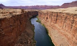 明年，亚利桑那州、内华达州和墨西哥将失去等量的科罗拉多河水