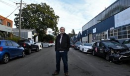 “它们是马路上的朱鹭”：悉尼郊区被出租车吞噬