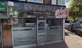 在使用“种族语言”的虚假妓院声明后，按摩院赢得了继续营业的斗争