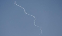 随着全科医生等待时间的延长,药店急于填补医疗缺口