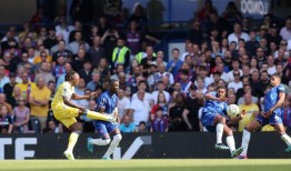 切尔西1-1水晶宫：出色的埃比莱奇·埃泽阻止了蓝军的英超连胜