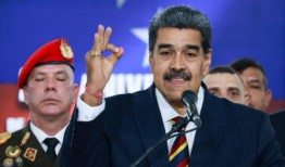 这个国家将在十月过圣诞节人们不快乐