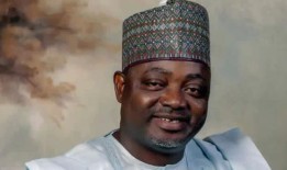 国家航空管理局发布了正确的国歌，DG回复阿克帕比奥