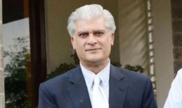 科尔马尼在退党后说，PML-N有“不认真、不称职”的人