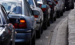 泽西岛官员根据英国和欧盟的法律收紧了驾驶执照的医疗限制