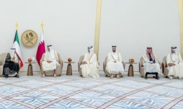 阿米尔带领祝福者欢迎科威特阿米尔