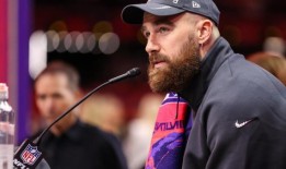 特拉维斯·凯尔斯“从未考虑过退休”