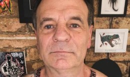 约翰·塞特卡在工地的“非法”集会引发了警方的转介