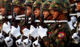 泰国政府就涉嫌与缅甸军火交易与银行会面