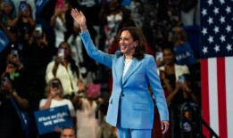 前共和党代表支持哈里斯，称特朗普“会危及美国公民”