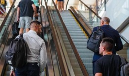 达美航空在RDU的乘客连续第五天面临交通混乱