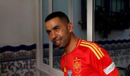 巴塞罗那球星拉明·亚马尔的父亲在西班牙停车场被刺后“状态稳定”